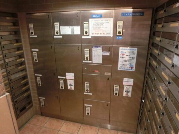 フェニックス幡ヶ谷壱番館の物件内観写真